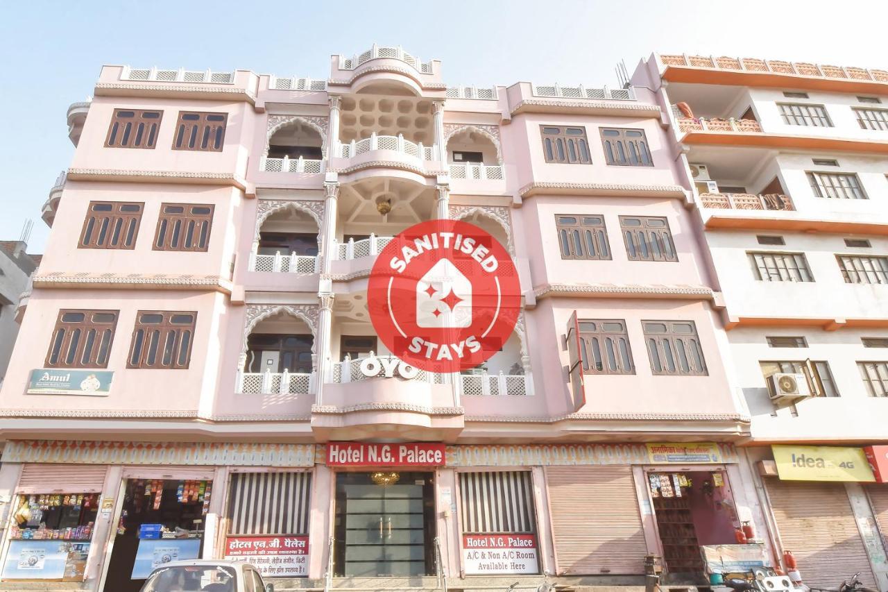 Oyo 11389 Hotel Ng Palace Dzsaipur Kültér fotó