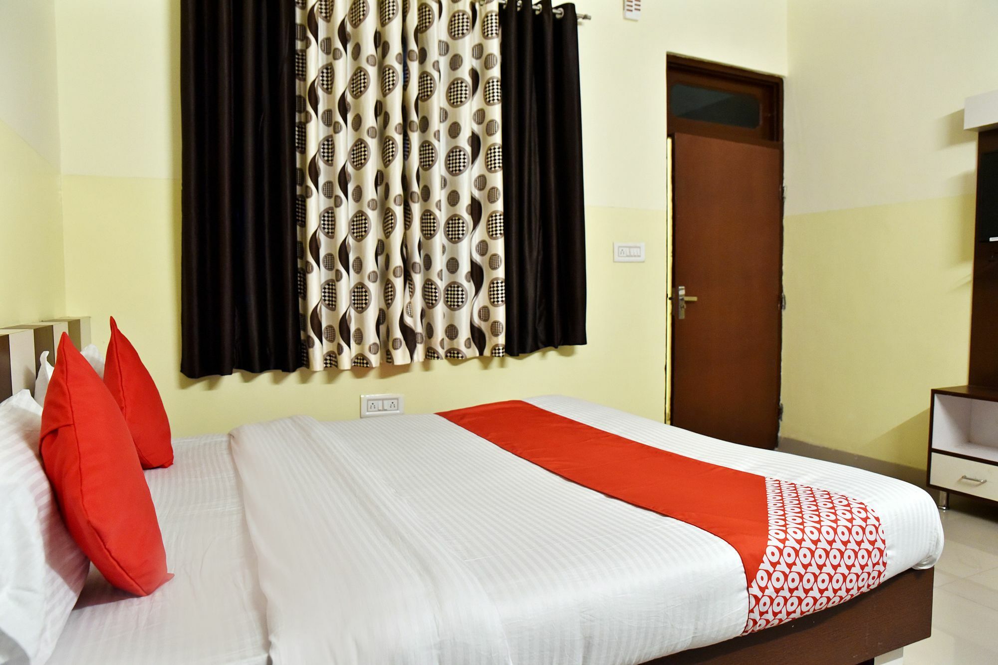 Oyo 11389 Hotel Ng Palace Dzsaipur Kültér fotó